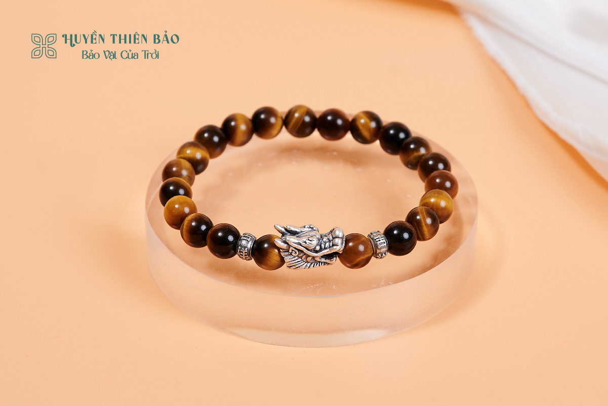 Đôi nét về vòng đá mắt hổ