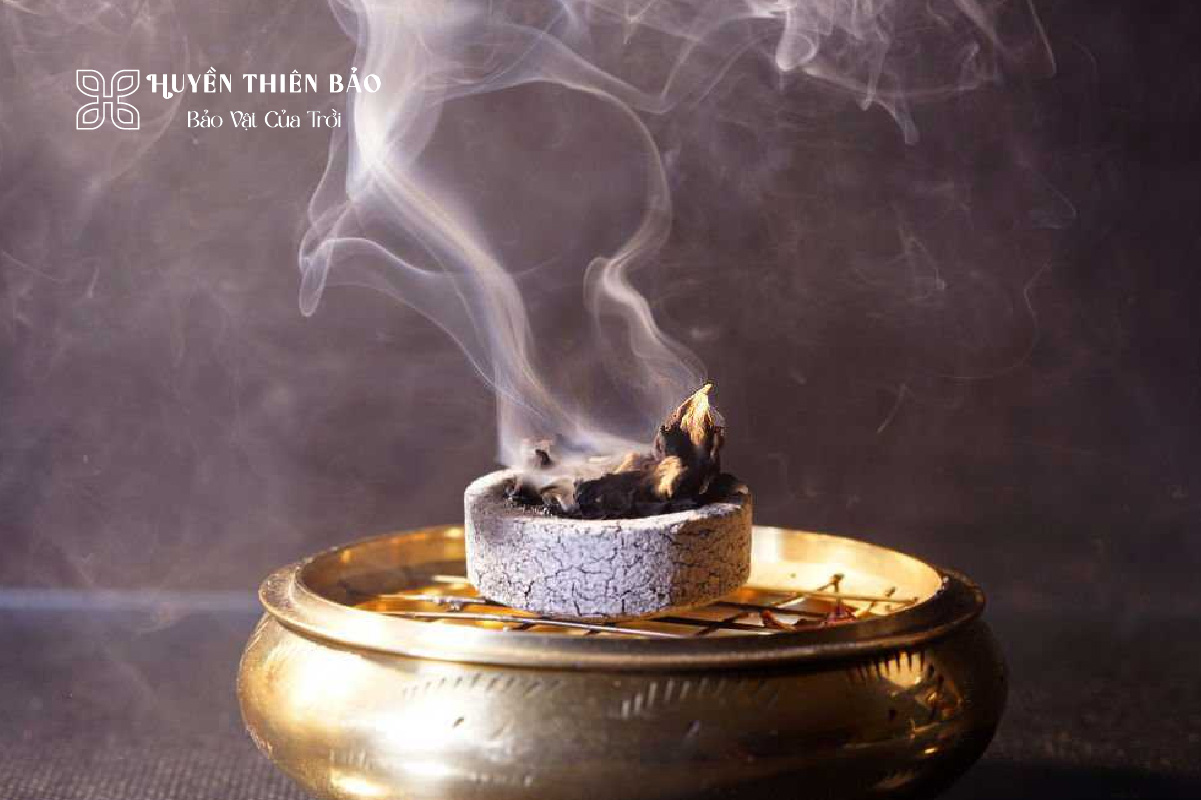 HUYỀN THIÊN BẢO | Hướng dẫn cách đốt hương trầm chuẩn và chi tiết nhất HUYỀN THIÊN BẢO | Hướng dẫn cách đốt hương trầm chuẩn và chi tiết nhất