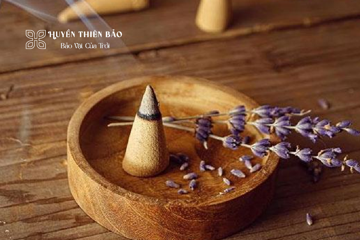 HUYỀN THIÊN BẢO | Cách Đốt Trầm Hương Nụ Thơm Lâu, Dễ Thực Hiện Ngay Tại Nhà