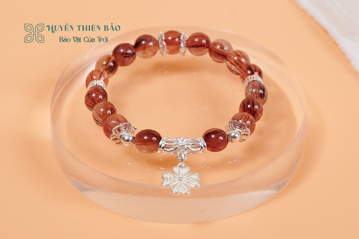 HUYỀN THIÊN BẢO | Cách chọn vòng phong thủy mệnh Thổ 1990 để hóa giải vận hạn và thu hút vượng khí