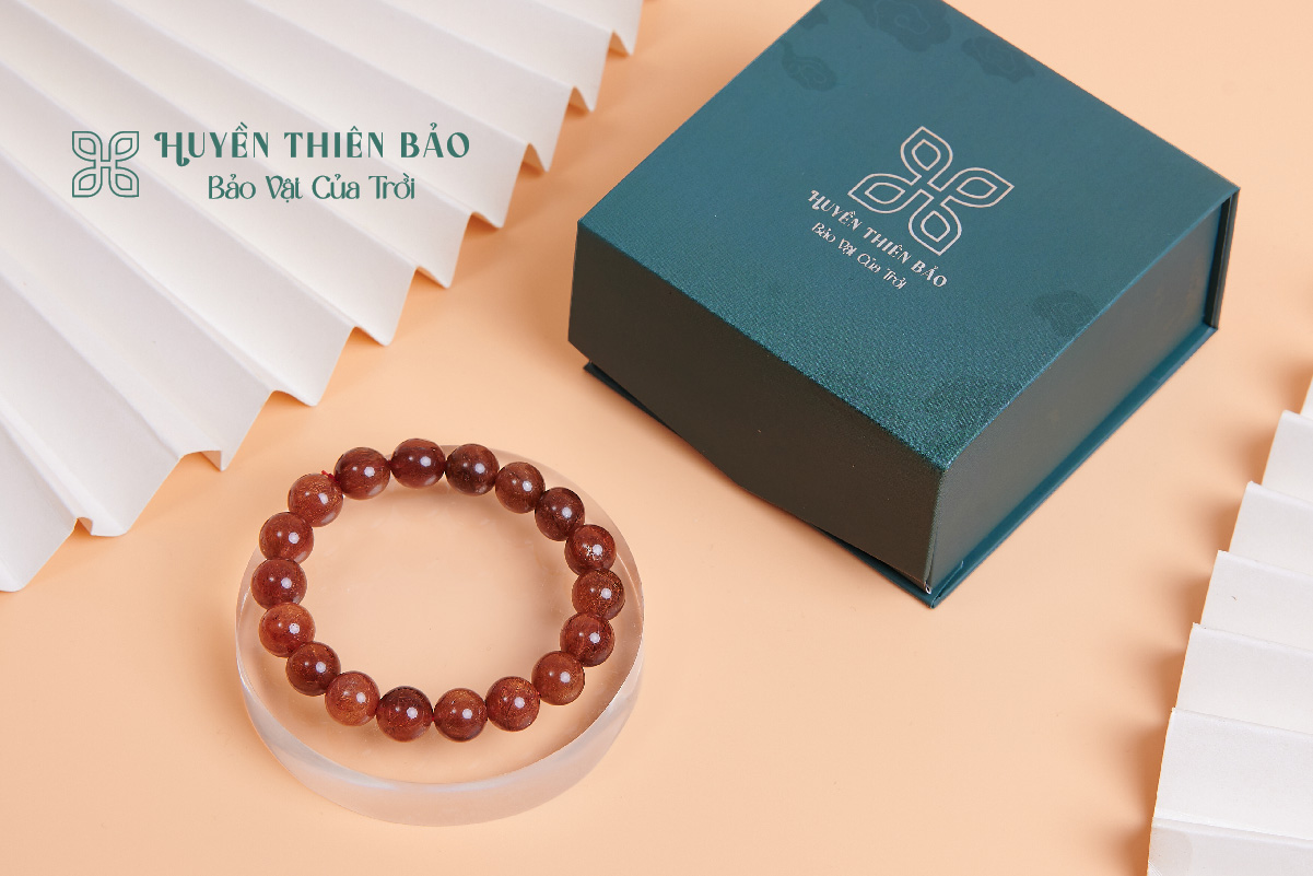 Đôi nét về vòng thạch anh tóc nâu