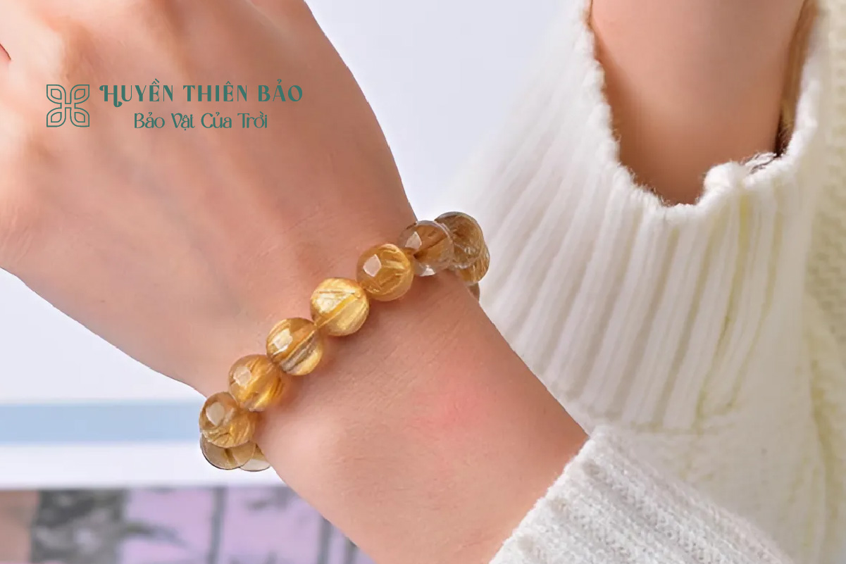 Đôi nét về vòng thạch anh tóc vàng