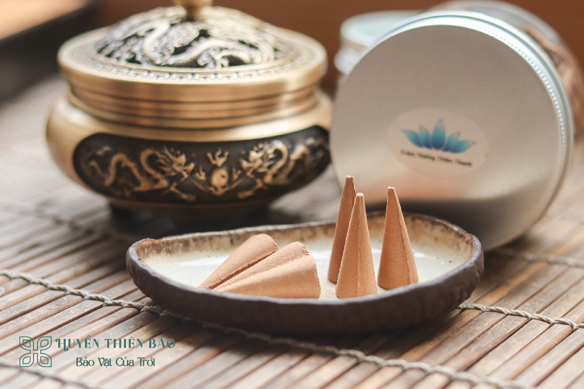 HUYỀN THIÊN BẢO | Cách Đốt Trầm Hương Nụ Thơm Lâu, Dễ Thực Hiện Ngay Tại Nhà