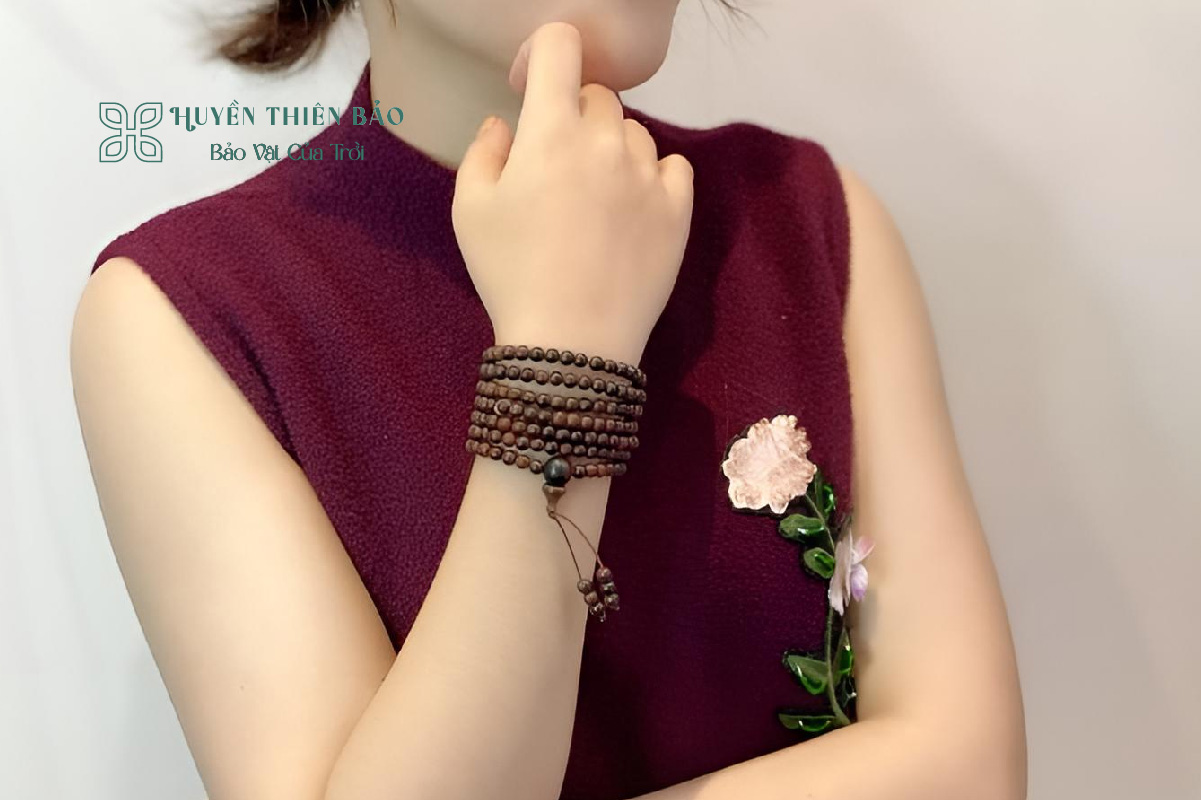 HUYỀN THIÊN BẢO | 4 cách giúp người mệnh Hoả đeo vòng trầm hương chuẩn phong thủy