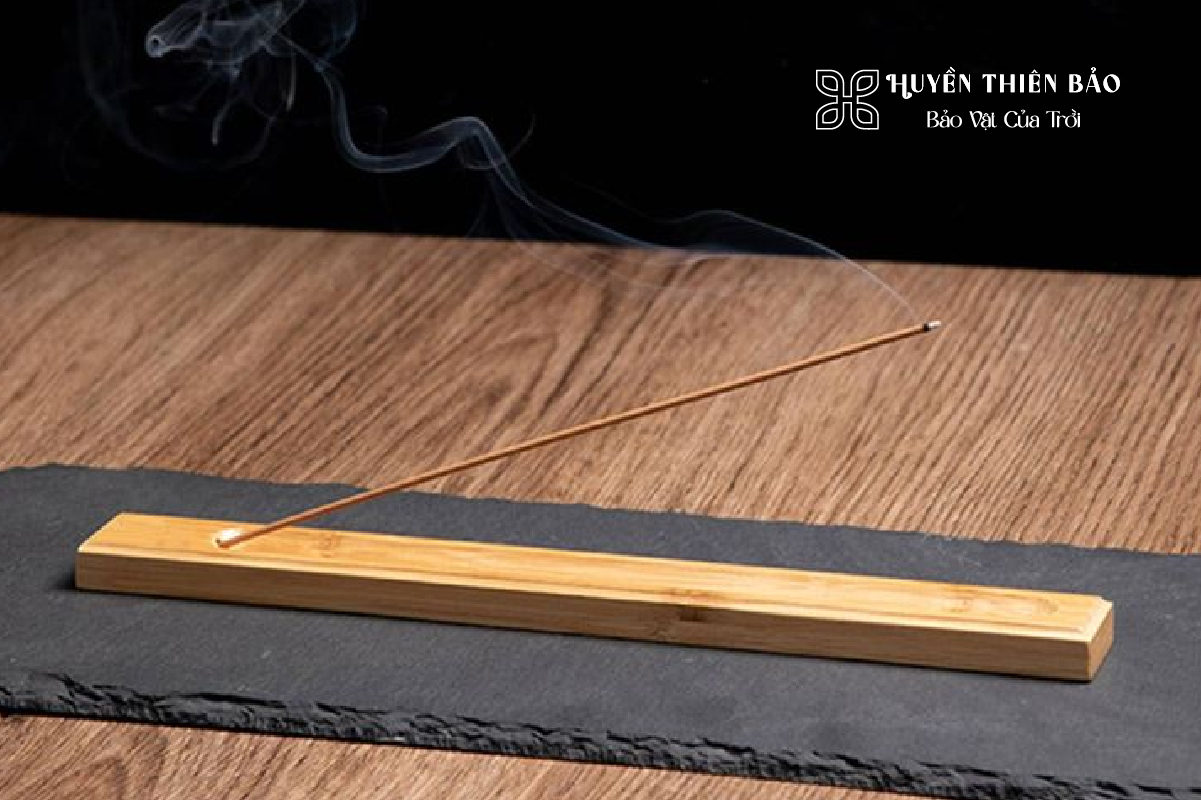 HUYỀN THIÊN BẢO | Top 7+ Công Dụng Của Nhang Trầm Hương Không Thể Bỏ Qua HUYỀN THIÊN BẢO | Top 7+ Công Dụng Của Nhang Trầm Hương Không Thể Bỏ Qua