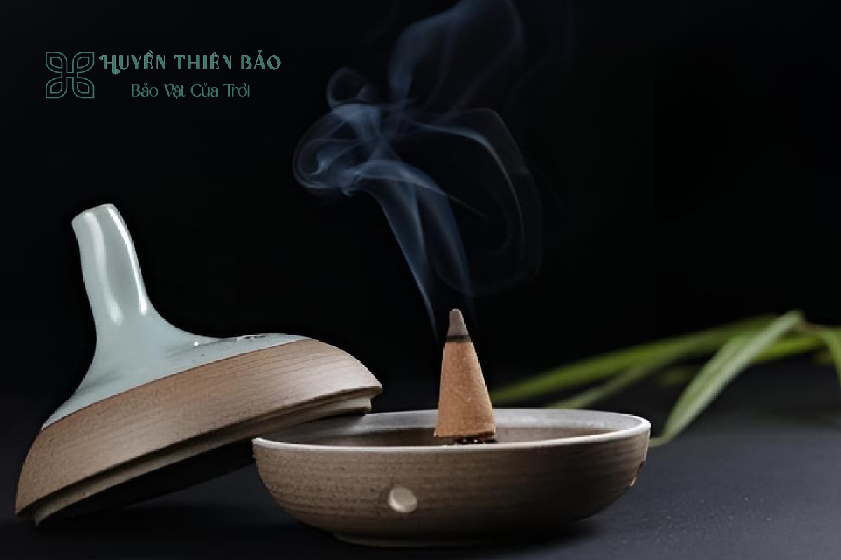 HUYỀN THIÊN BẢO | Có nên đốt trầm hương trong phòng ngủ? HUYỀN THIÊN BẢO | Có nên đốt trầm hương trong phòng ngủ?