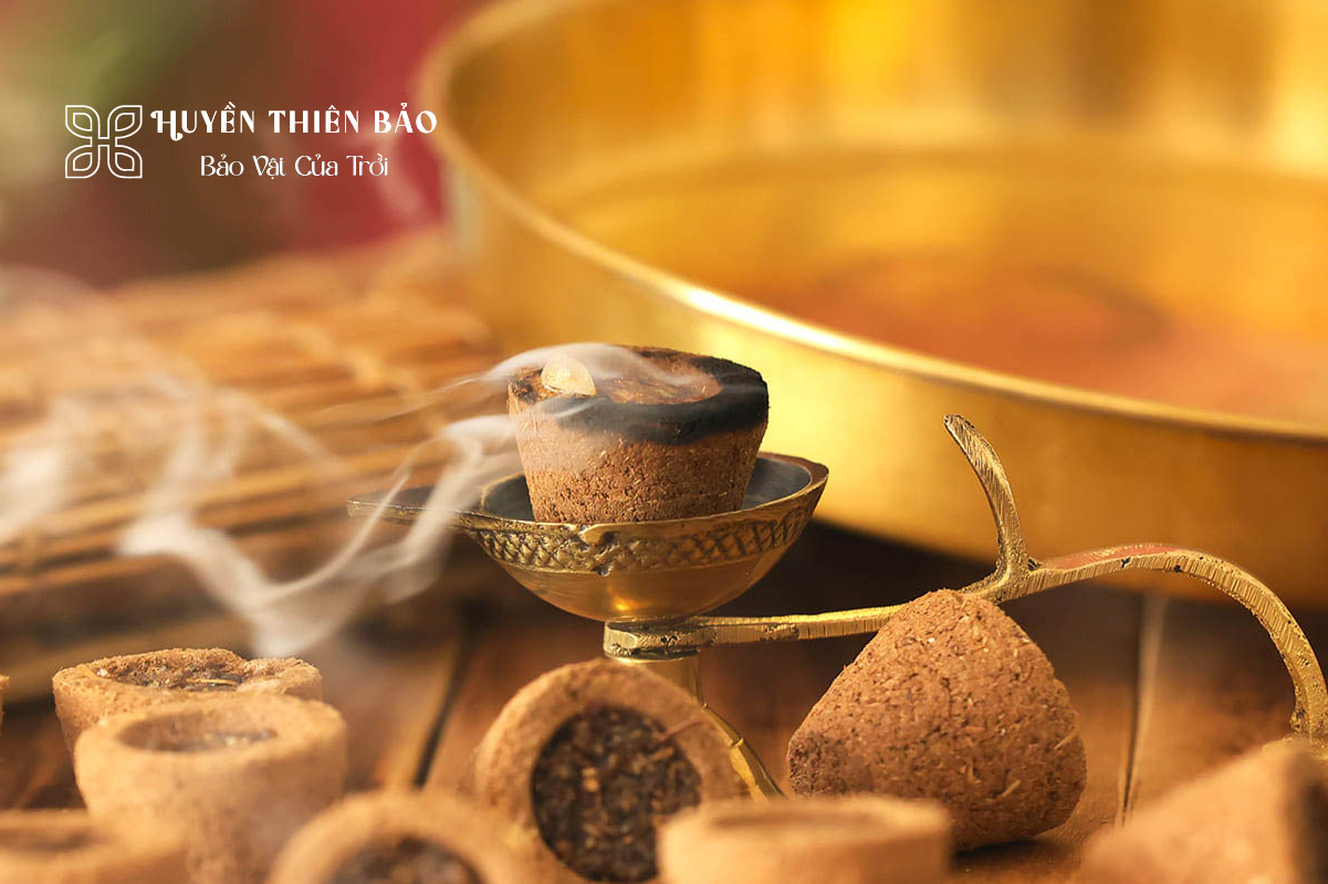 HUYỀN THIÊN BẢO | Nụ Trầm Hương Hà Nội - Mua Ở Đâu Uy Tín, Thơm Lâu, Giá Hợp Lý?