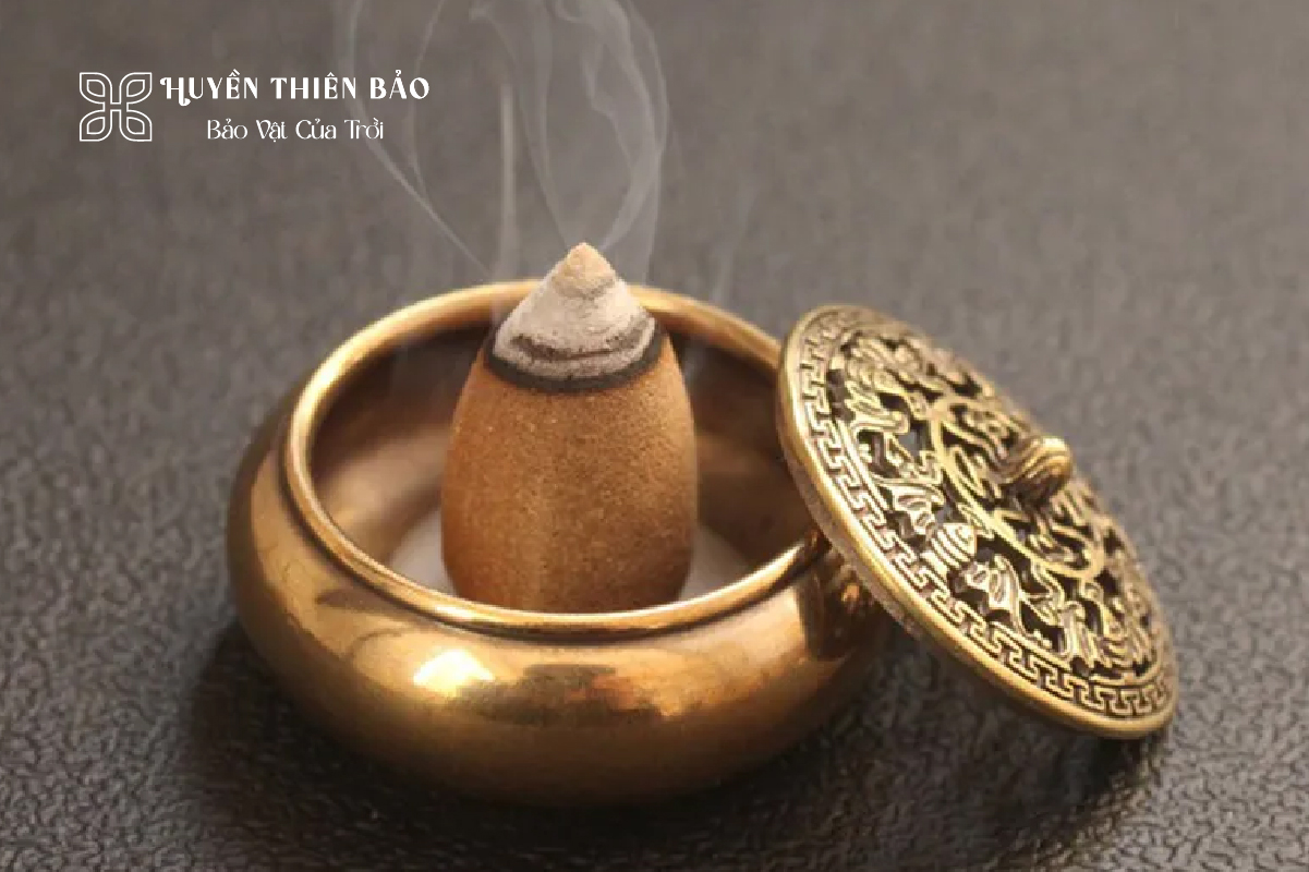 HUYỀN THIÊN BẢO | Nụ Trầm Hương Cháy Được Bao Lâu? Các Yếu Tố Ảnh Hưởng Đến Thời Gian Cháy HUYỀN THIÊN BẢO | Nụ Trầm Hương Cháy Được Bao Lâu? Các Yếu Tố Ảnh Hưởng Đến Thời Gian Cháy