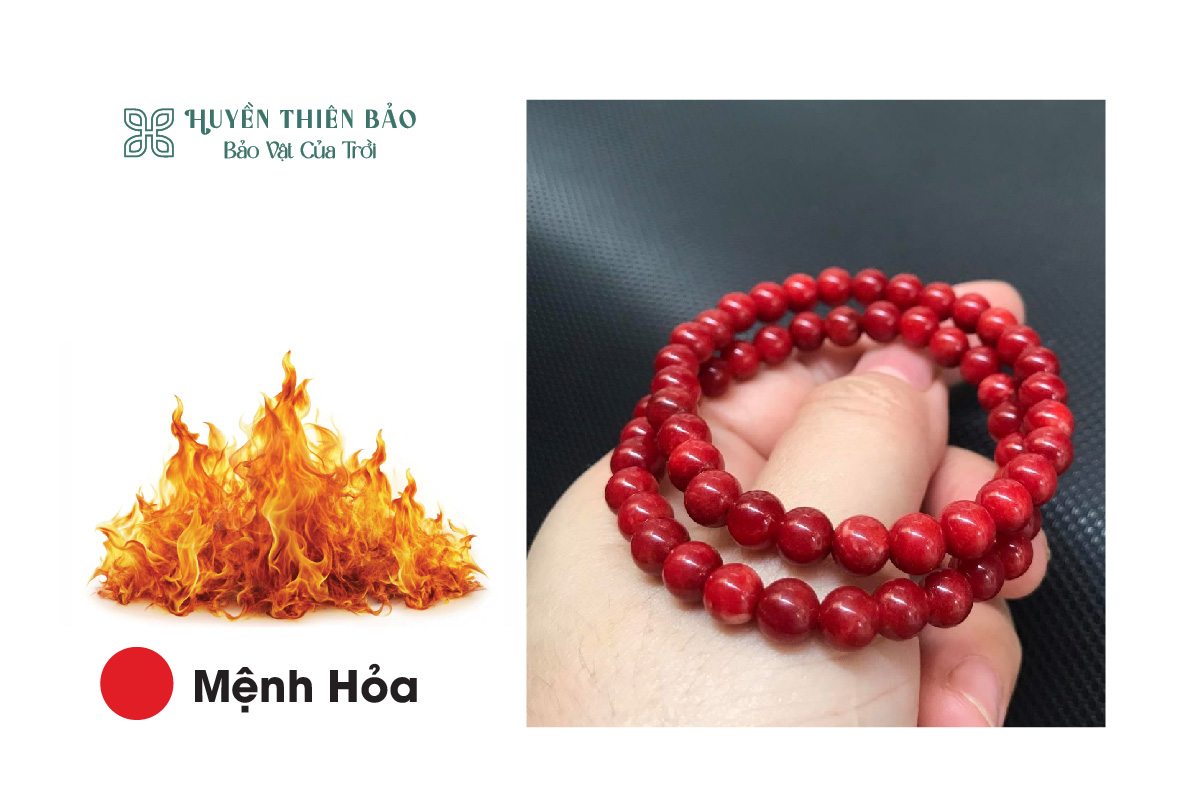 Vòng cẩm thạch màu đỏ: Phù hợp với người mệnh hỏa