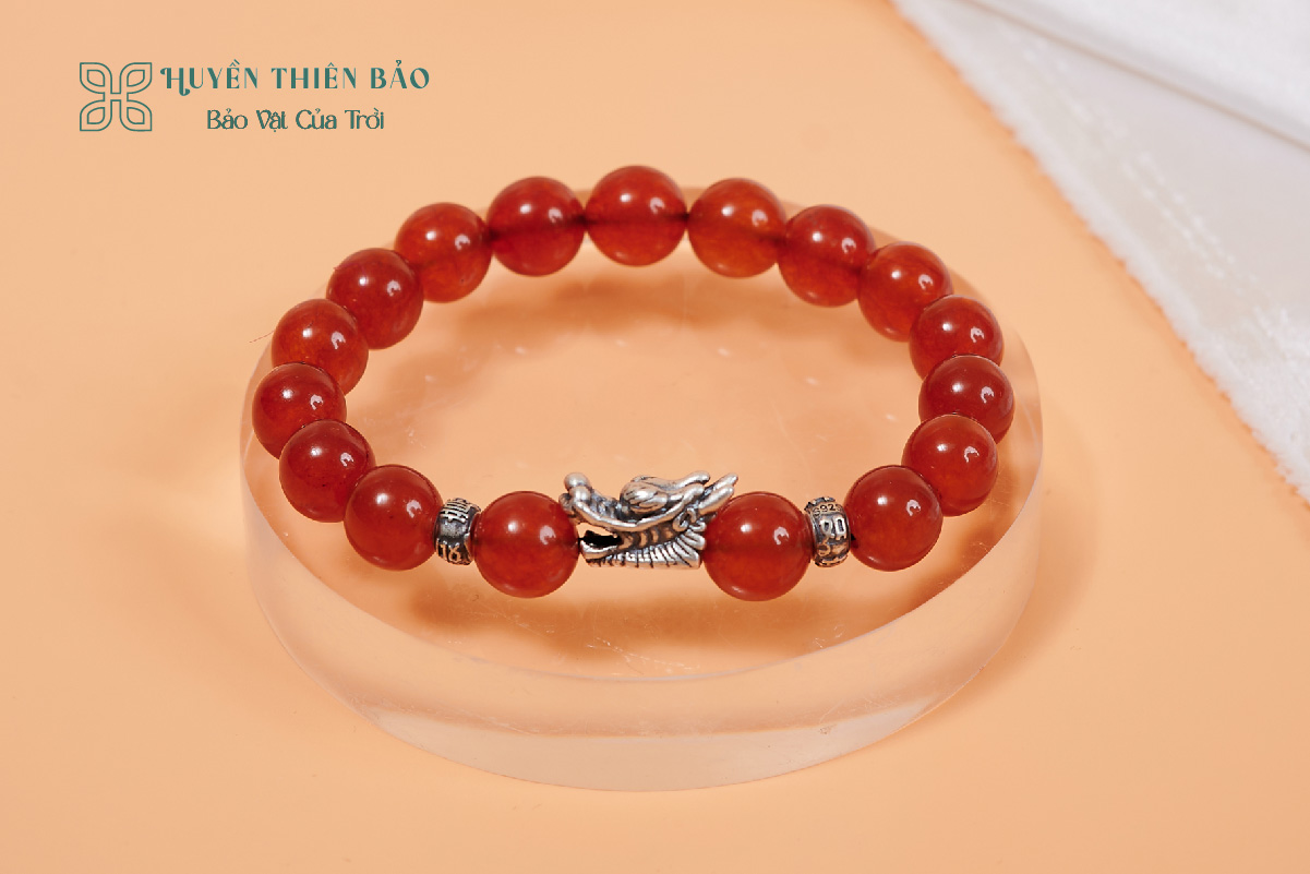 HUYỀN THIÊN BẢO | Cách chọn vòng phong thủy mệnh Thổ 1990 để hóa giải vận hạn và thu hút vượng khí
