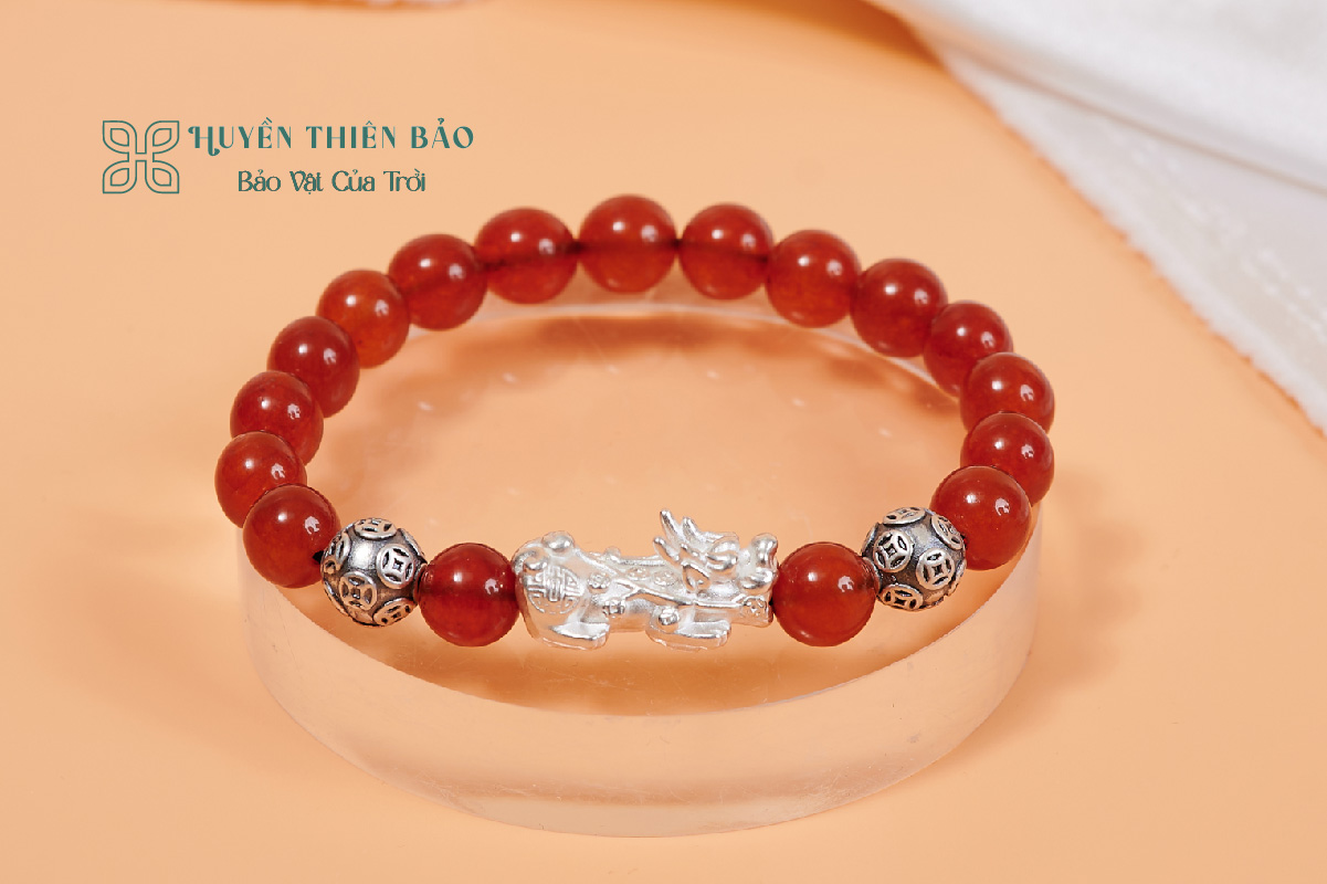 HUYỀN THIÊN BẢO | Tuổi Ất Tỵ đeo vòng phong thủy màu gì để tăng vượng khí, hút tài lộc? HUYỀN THIÊN BẢO | Tuổi Ất Tỵ đeo vòng phong thủy màu gì để tăng vượng khí, hút tài lộc?