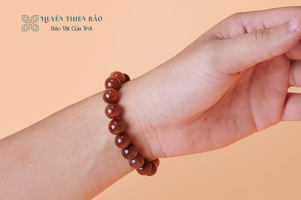 HUYỀN THIÊN BẢO | Đeo vòng phong thủy tay nào cho nam và nữ?