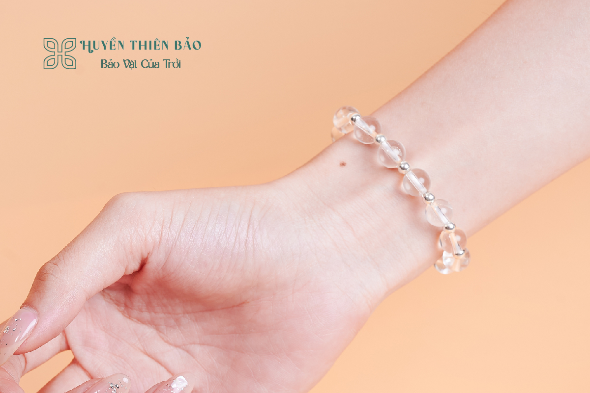 HUYỀN THIÊN BẢO | Đeo vòng phong thủy tay nào cho nam và nữ?