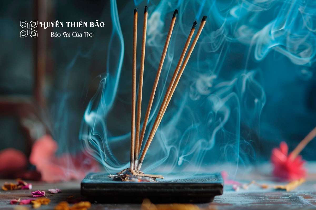 HUYỀN THIÊN BẢO | Giải Đáp: Nhang Trầm Hương Có Tác Dụng Gì?