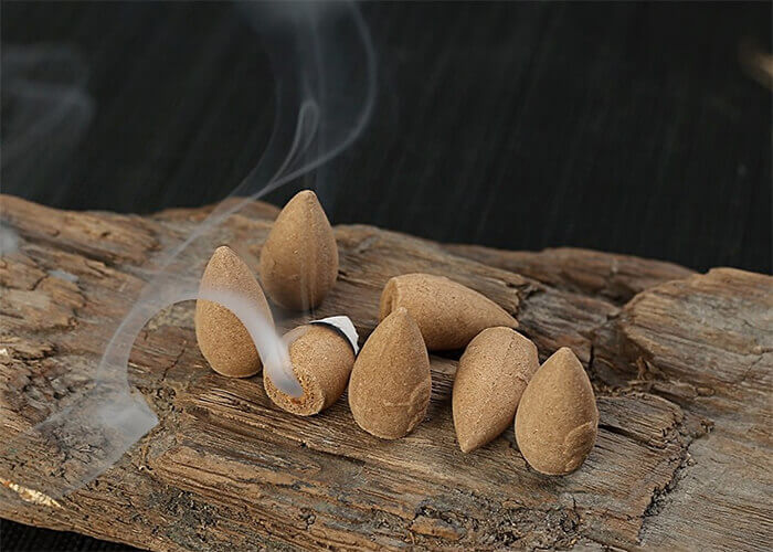 Nụ Trầm